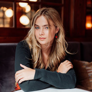 Meet your Posher, Sally